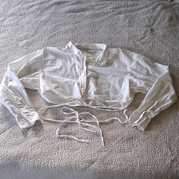 Anthropologie Tops - Anthropologie White Crop Top